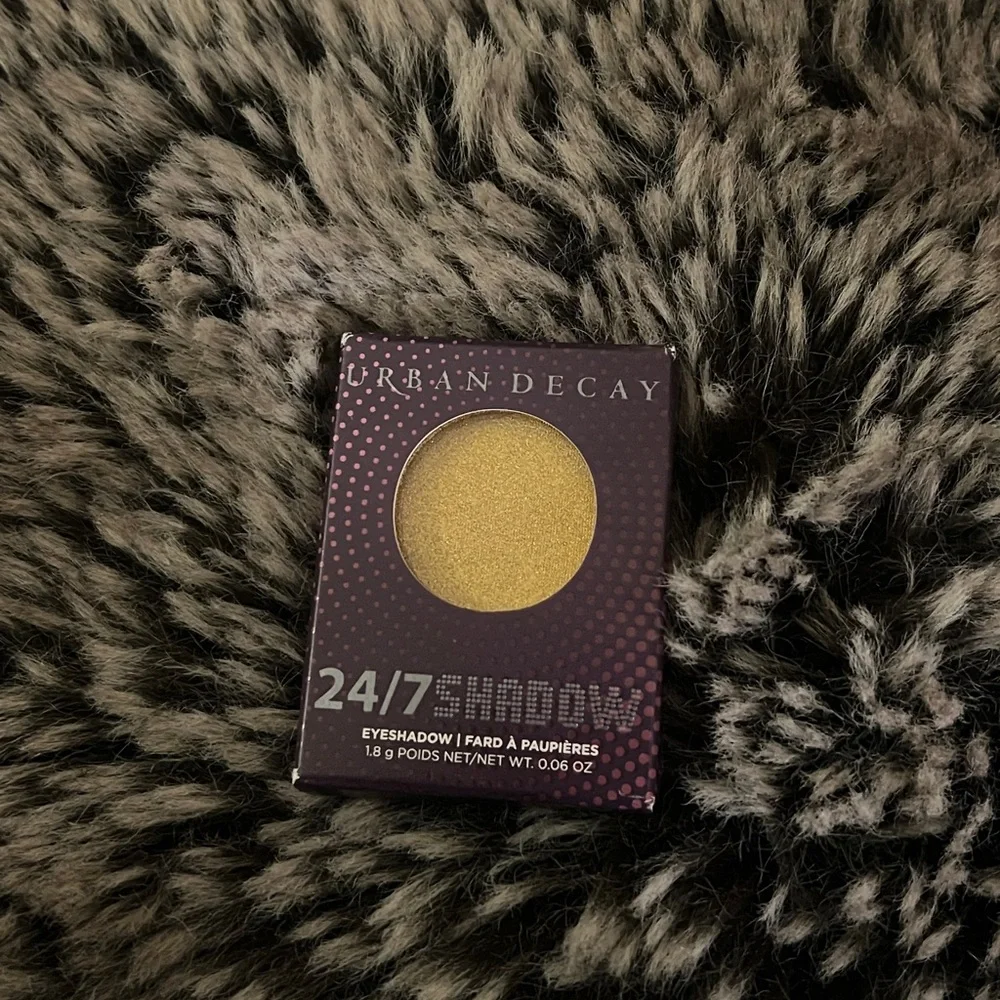 NEW Urban Decay 24/7 SHADOW - OVERDRAFT